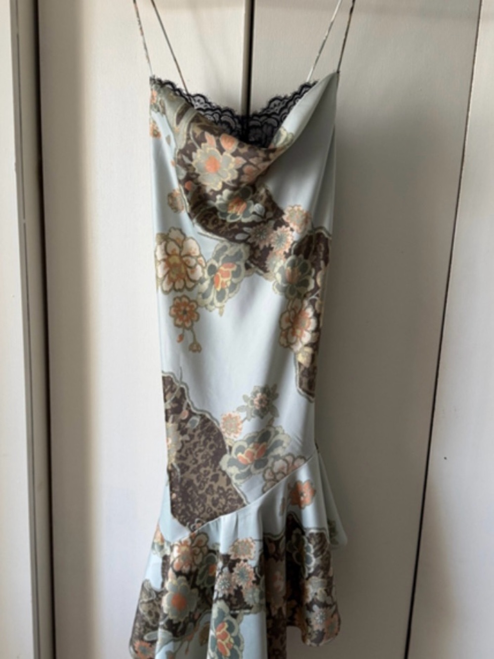 Assymetrical Kimchi Blue Dress with Ruffle Hem - Picture 4 of 4